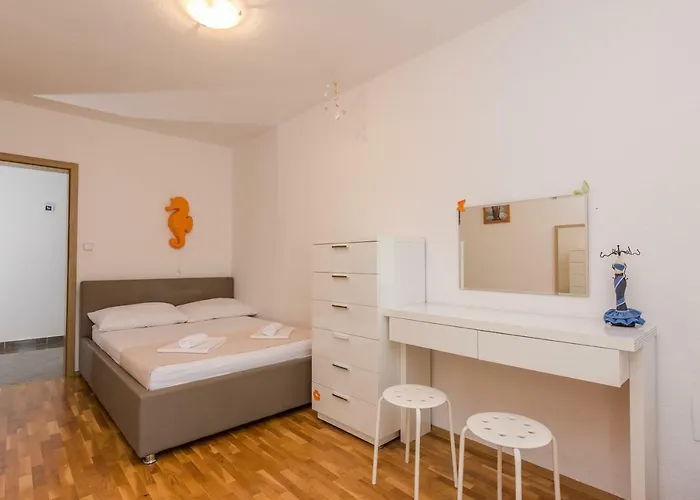 Natalie Sea View With 3 Bedrooms And Everything Is Air-conditioned