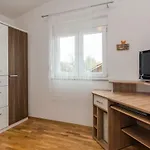 Natalie Sea View With 3 Bedrooms And Everything Is Air-conditioned Lejlighed Sali