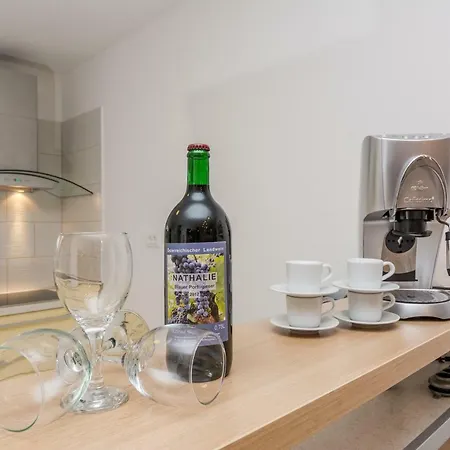 Natalie Sea View With 3 Bedrooms And Everything Is Air-conditioned