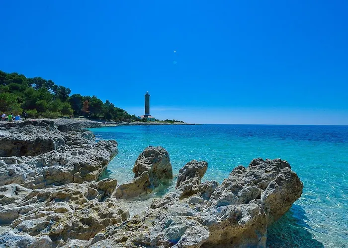 Natalie Sea View With 3 Bedrooms And Everything Is Air-conditioned דירה סאלי