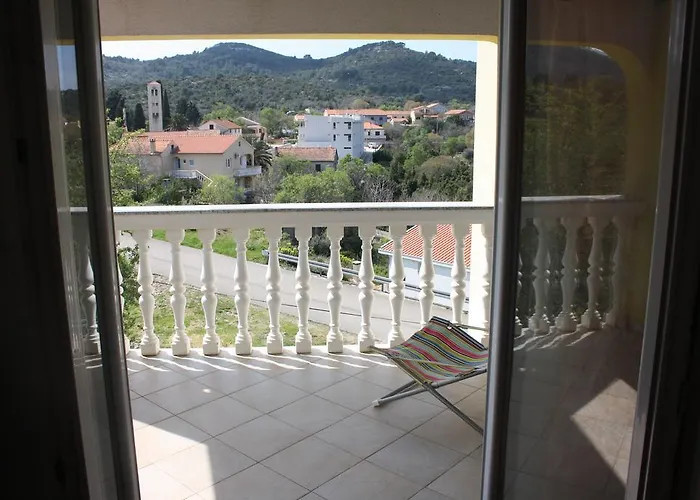 Natalie Sea View With 3 Bedrooms And Everything Is Air-conditioned Apartman